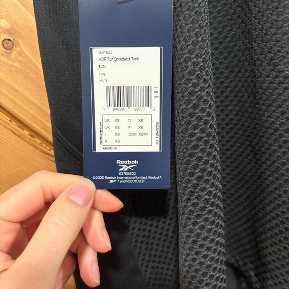Reebok Women's Black Tank Top XS NWT - Picture 6 of 6